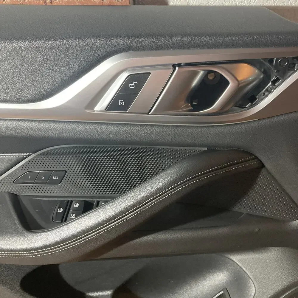 BMW I4 DOOR PANEL LEFT FRONT 2023 OEM